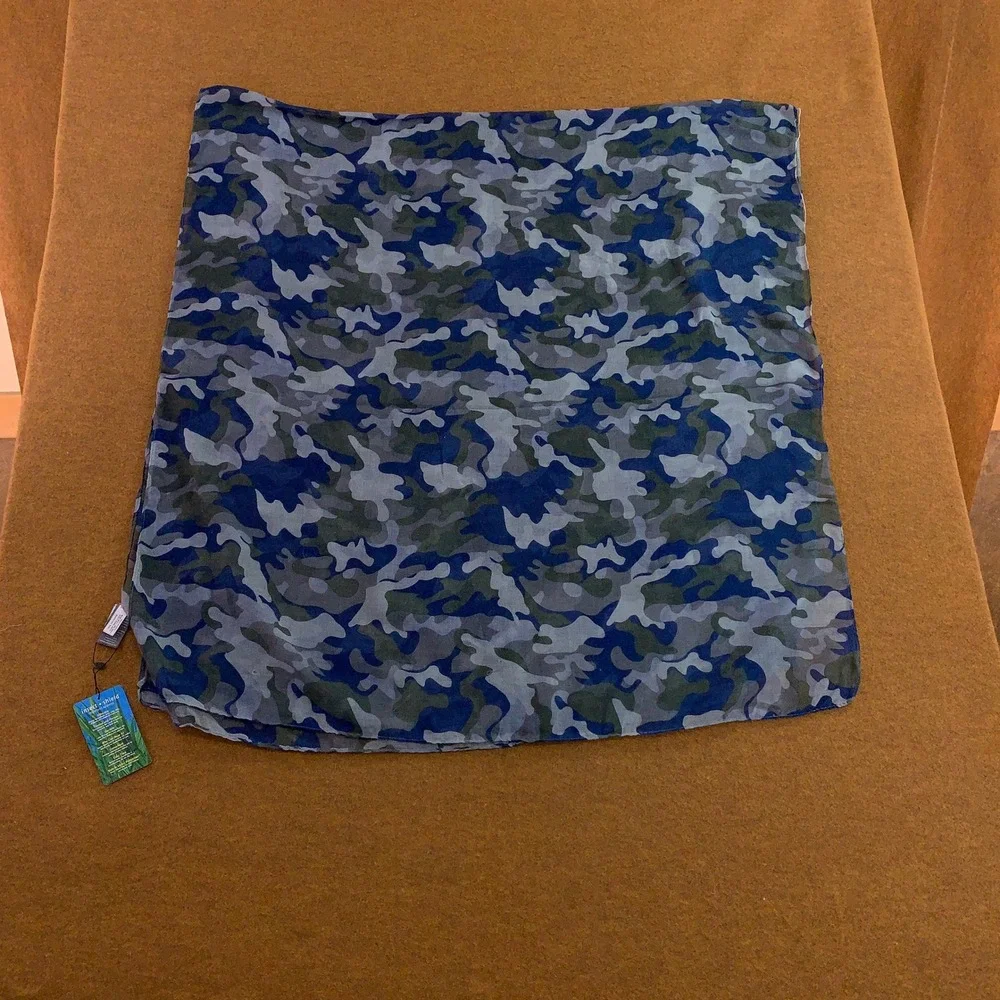 Insect Shield Unisex OS Blue Camo Permethrin Treated Bug Repellent Scarf Wrap